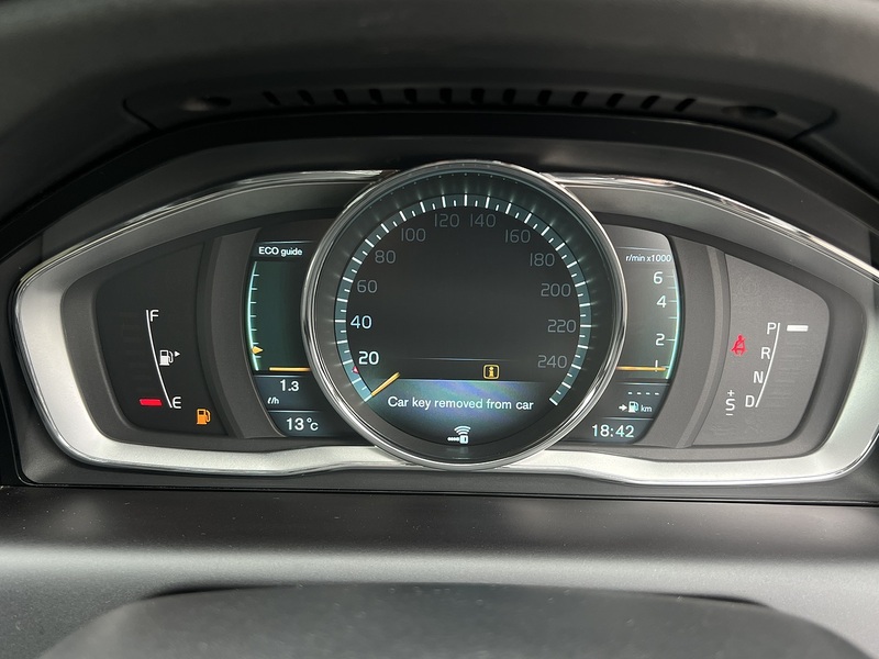 Volvo Xc60 T5 Se Lux Nav - U12161