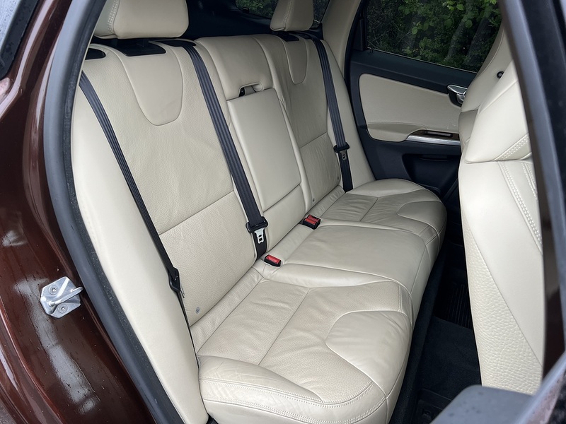Volvo Xc60 T5 Se Lux Nav - U12161