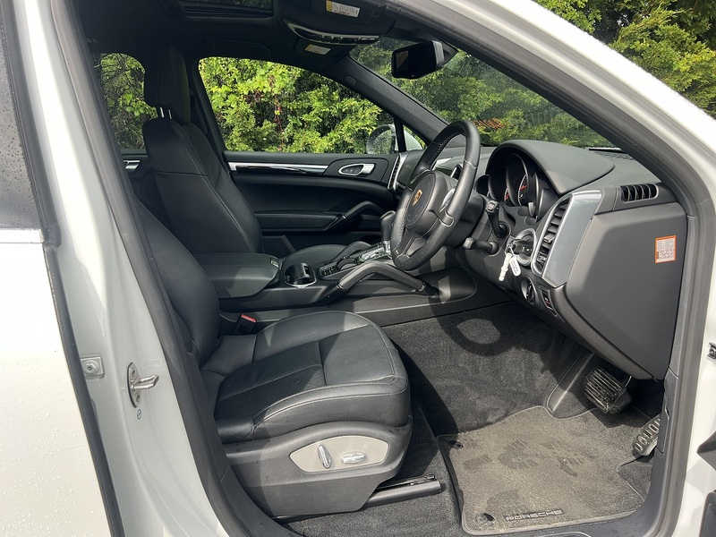 Porsche Cayenne V6 Tiptronic - U12165