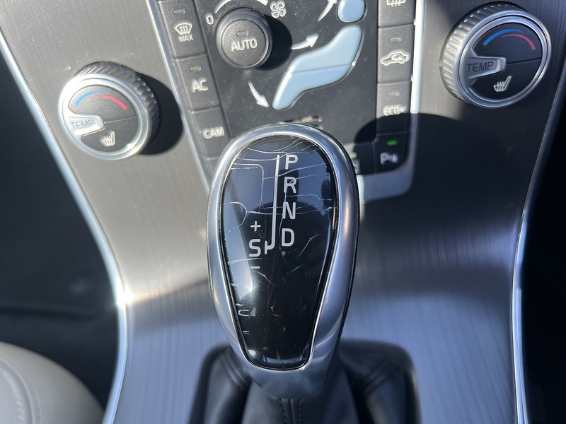 Volvo V60 D4 Se Lux Nav - U12166