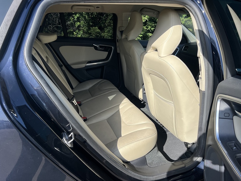 Volvo V60 D4 Se Lux Nav - U12166