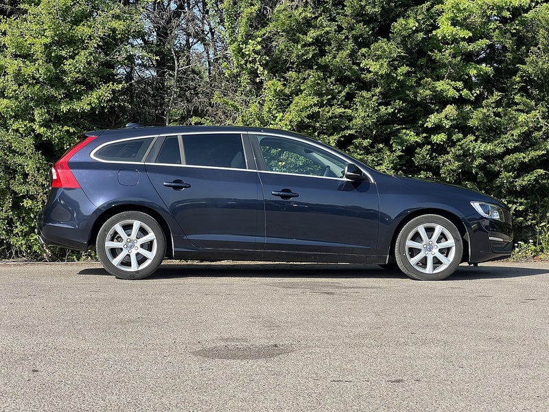 Volvo V60 D4 Se Lux Nav - U12166