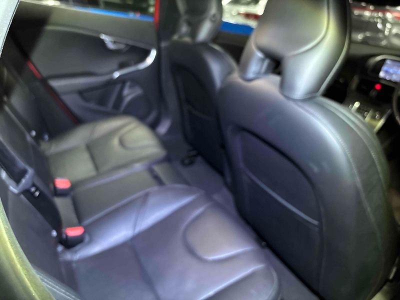 Volvo V40 T4 Se Lux Nav - U12167