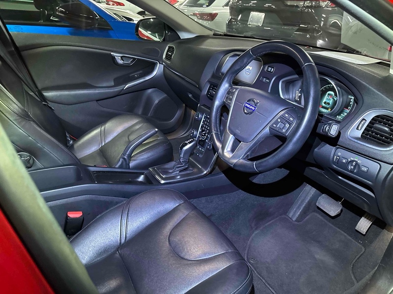 Volvo V40 T4 Se Lux Nav - U12167