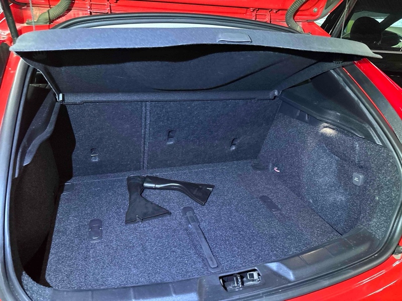 Volvo V40 T4 Se Lux Nav - U12167