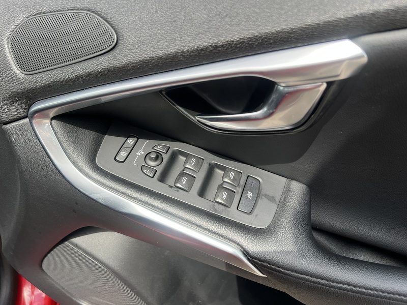 Volvo V40 T4 Se Lux Nav - U12167