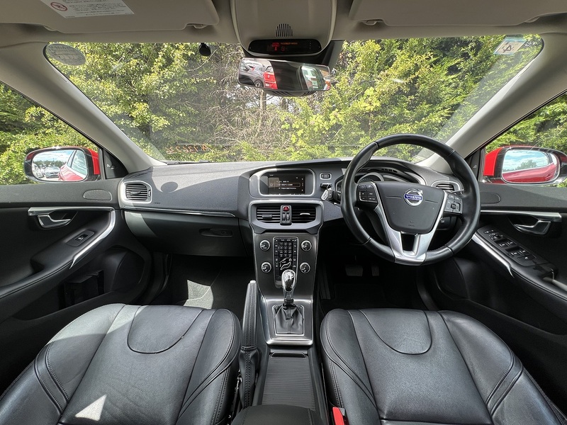 Volvo V40 T4 Se Lux Nav - U12167
