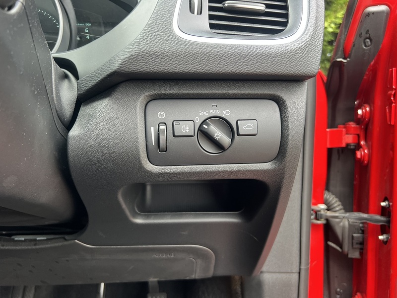 Volvo V40 T4 Se Lux Nav - U12167