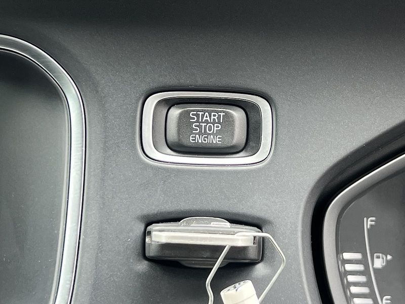 Volvo V40 T4 Se Lux Nav - U12167