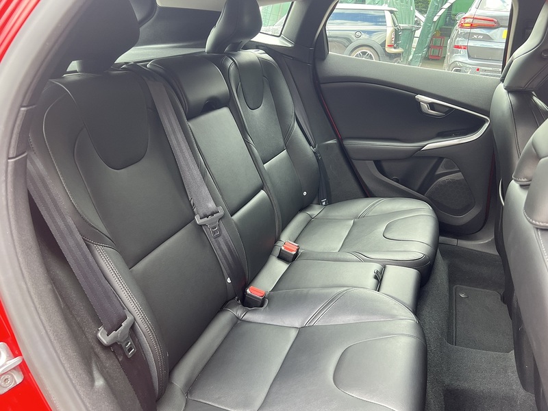 Volvo V40 T4 Se Lux Nav - U12167