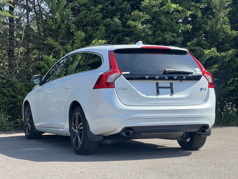 Volvo V60 T4 Se Lux Nav - U12168