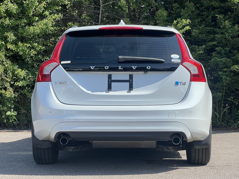 Volvo V60 T4 Se Lux Nav - U12168