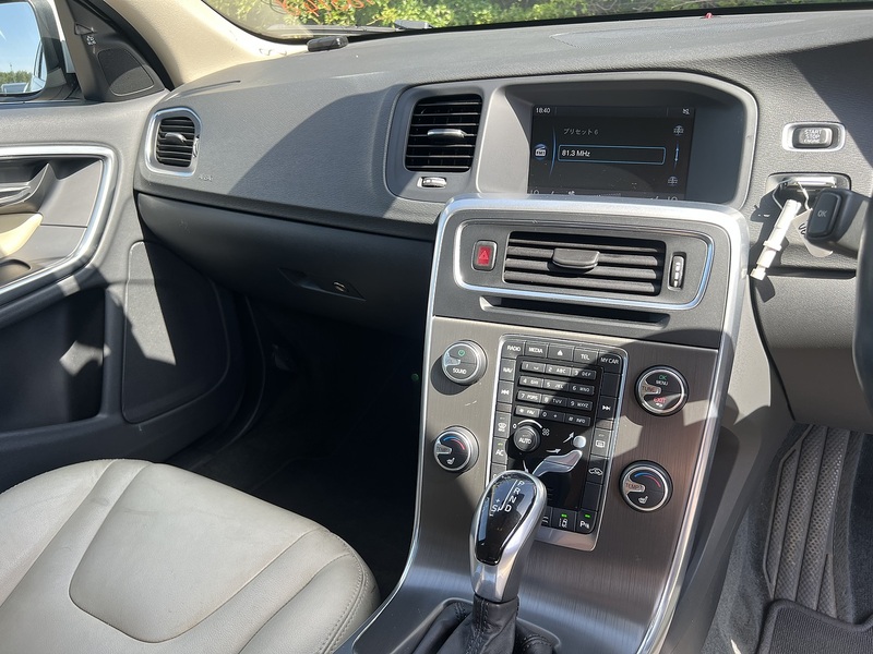 Volvo V60 T4 Se Lux Nav - U12168