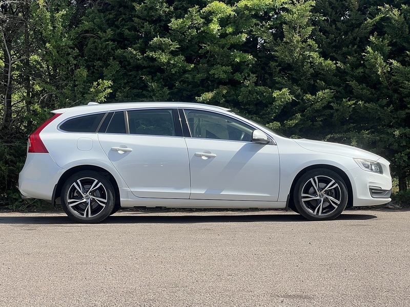Volvo V60 T4 Se Lux Nav - U12168