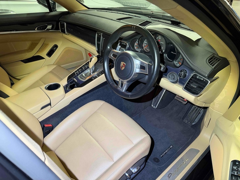 Porsche Panamera V6 Pdk - U12169
