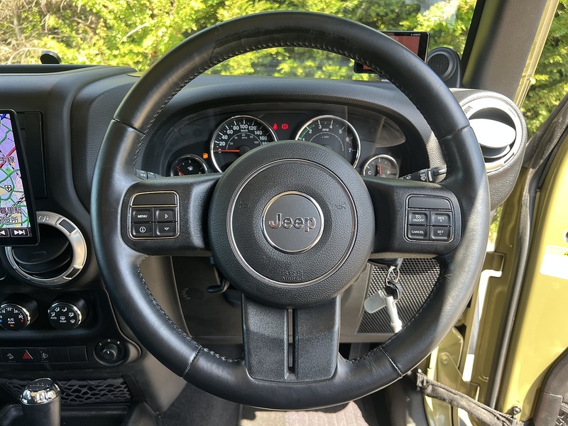 Jeep Wrangler Sahara - U12170