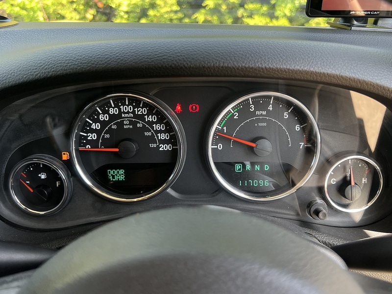 Jeep Wrangler Sahara - U12170
