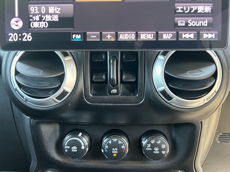 Jeep Wrangler Sahara - U12170