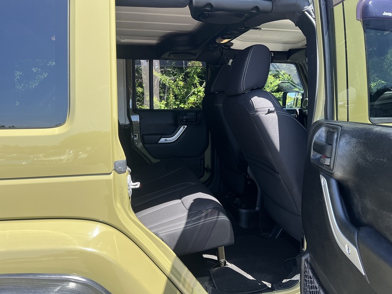 Jeep Wrangler Sahara - U12170
