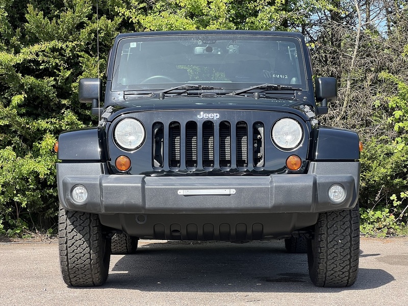 Jeep Wrangler Sahara - U12173