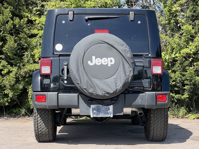 Jeep Wrangler Sahara - U12173