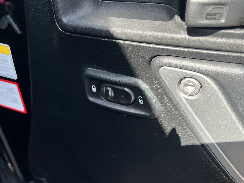 Jeep Wrangler Sahara - U12173