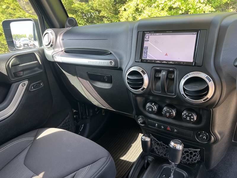 Jeep Wrangler Sahara - U12173