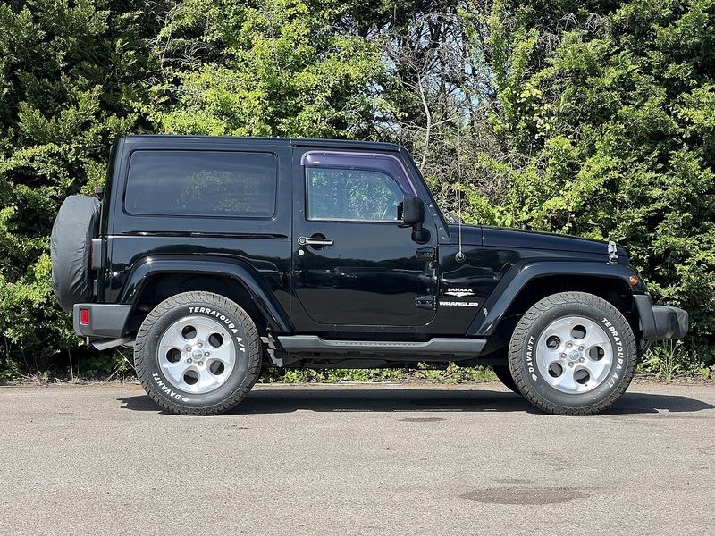 Jeep Wrangler Sahara - U12173