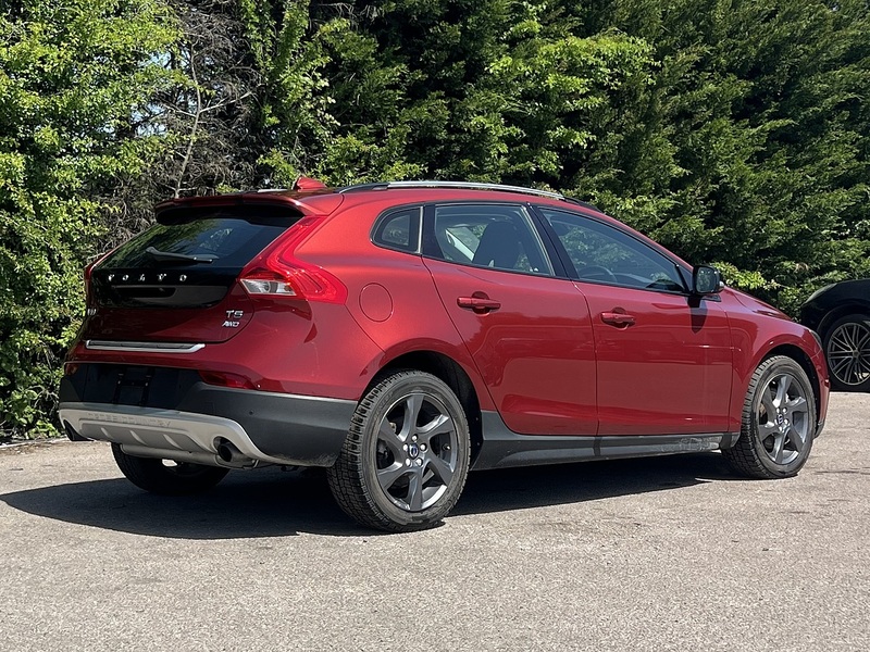 Volvo V40 T5 Cross Country Lux Nav Awd - U12174