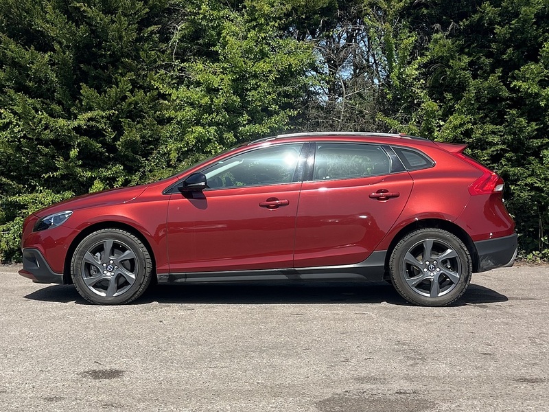 Volvo V40 T5 Cross Country Lux Nav Awd - U12174