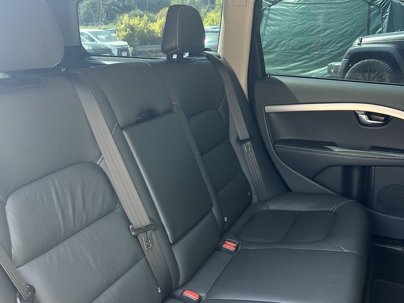 Volvo V70 T5 Se Lux - U12175