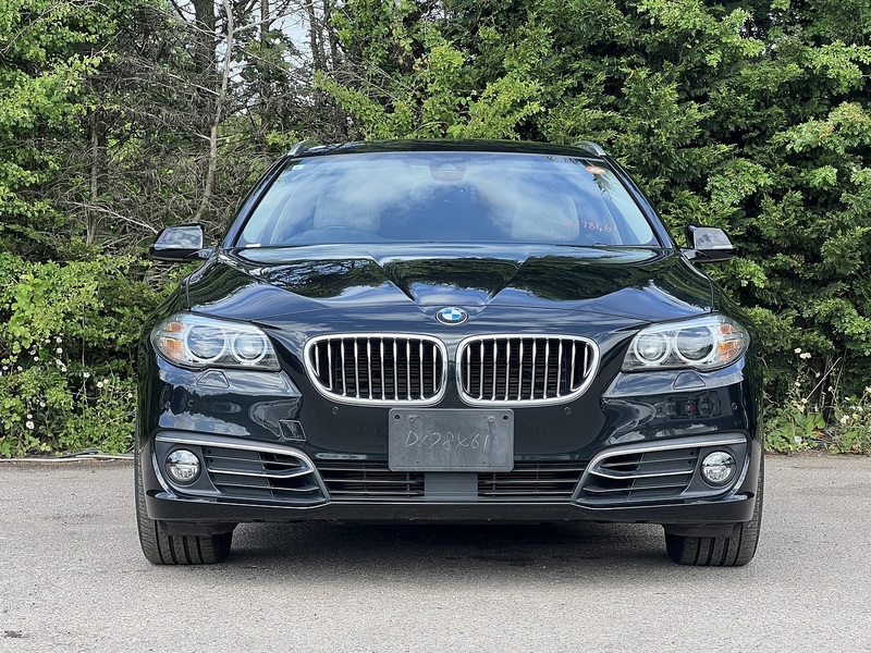 BMW 5 Series 523I Touring - U12176