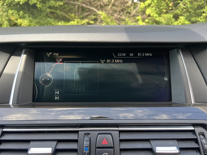 BMW 5 Series 523I Touring - U12176