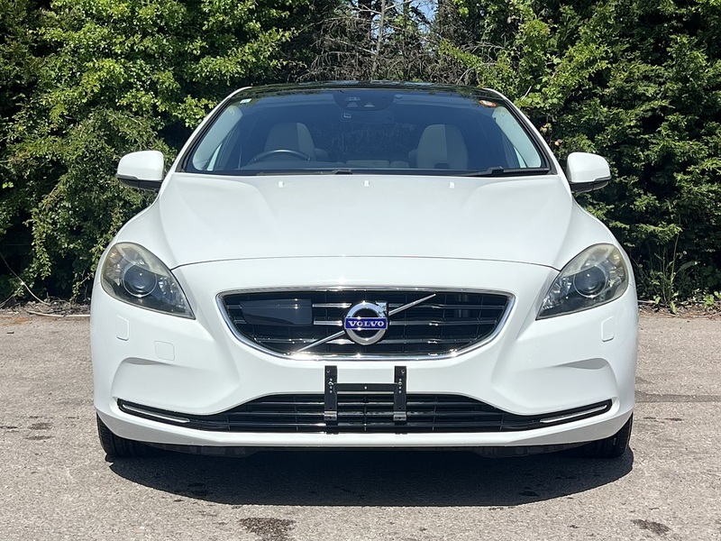 Volvo V40 T4 Se Lux Nav - U12177