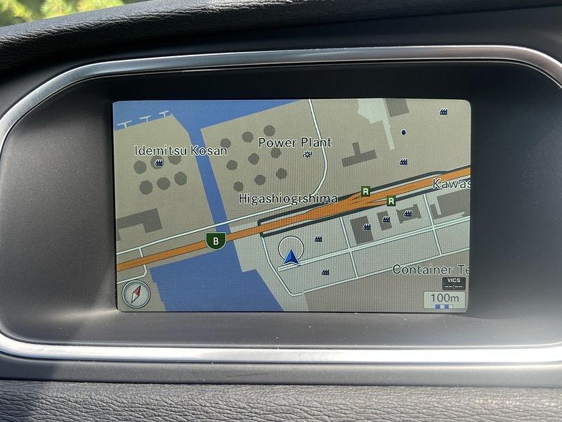 Volvo V40 D4 R-Design Lux Nav - U12178