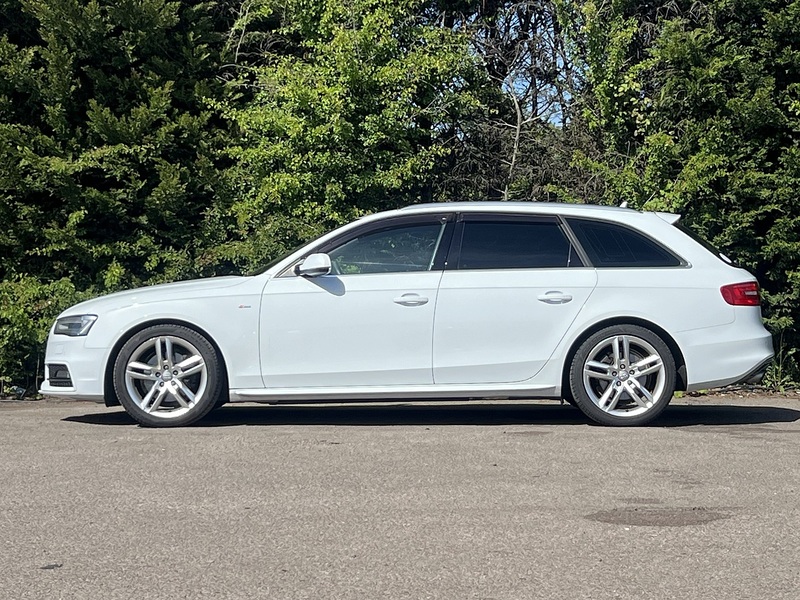 Audi A4 Avant Tfsi S Line - U12179