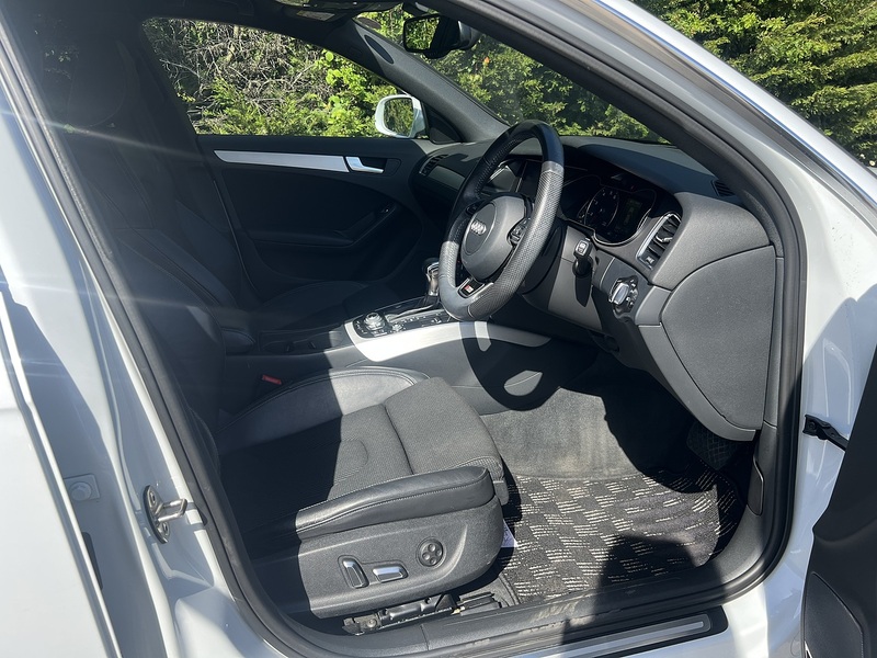 Audi A4 Avant Tfsi S Line - U12179