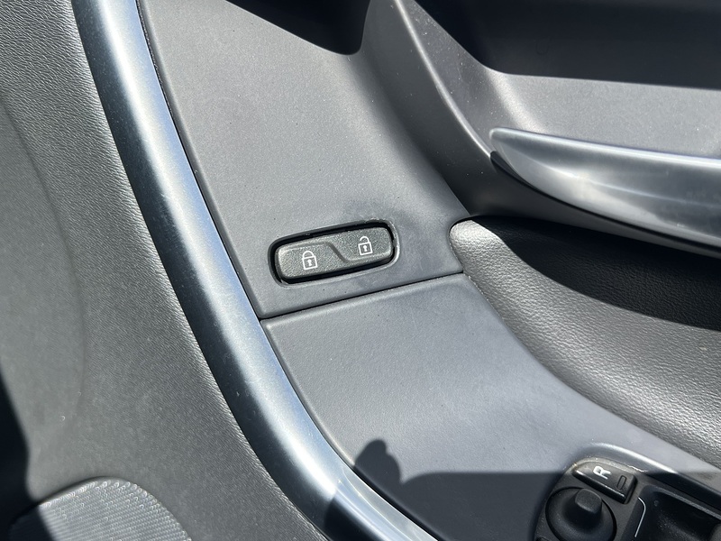Volvo Xc60 T5 R-Design Lux Nav - U12182