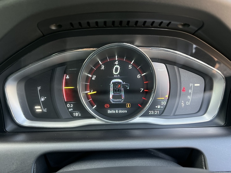 Volvo Xc60 T5 R-Design Lux Nav - U12182