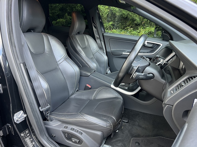 Volvo Xc60 T5 R-Design Lux Nav - U12182