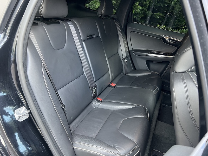 Volvo Xc60 T5 R-Design Lux Nav - U12182