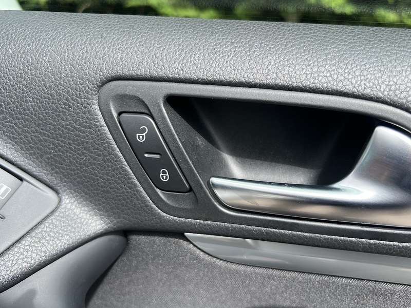 Volkswagen Tiguan R-Line Tsi Bluemotion Technology - U12183