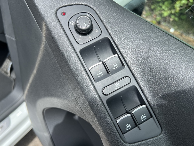 Volkswagen Tiguan R-Line Tsi Bluemotion Technology - U12183