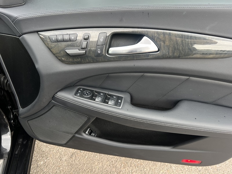 Mercedes-Benz Cls Cls350 Blueefficiency Amg Sport - U12184