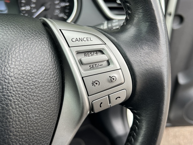 Nissan Qashqai DIG-T n-tec+ - U12185