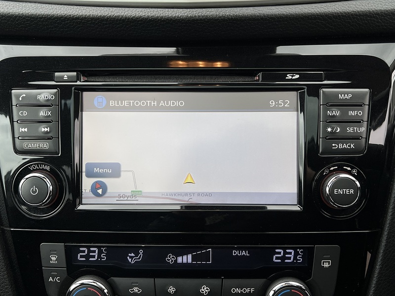 Nissan Qashqai DIG-T n-tec+ - U12185