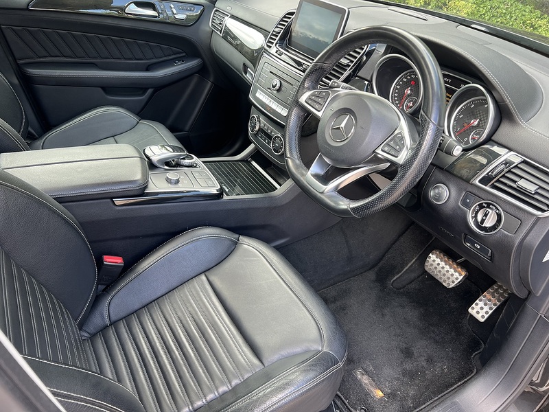 Mercedes-Benz Gle-Class Gle 350 D 4Matic Amg Line Premium Plus - U12189