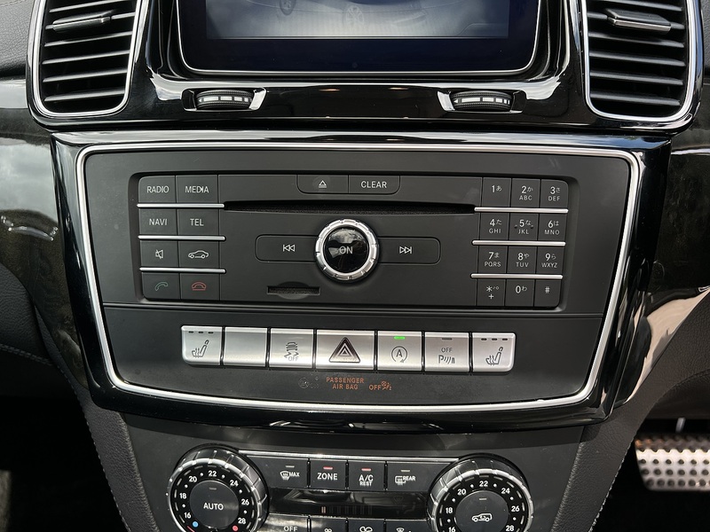 Mercedes-Benz Gle-Class Gle 350 D 4Matic Amg Line Premium Plus - U12189