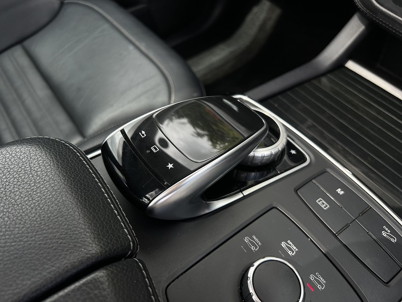 Mercedes-Benz Gle-Class Gle 350 D 4Matic Amg Line Premium Plus - U12189