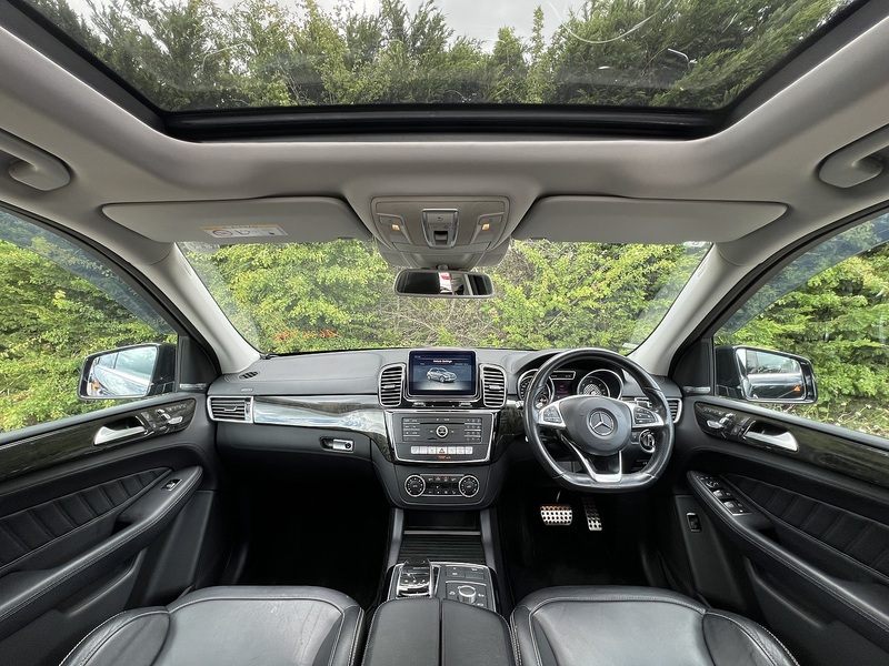 Mercedes-Benz Gle-Class Gle 350 D 4Matic Amg Line Premium Plus - U12189